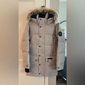 RARE! Men's Emory Parka Black Label. Small